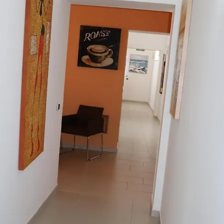 Granny House 住宿加早餐酒店