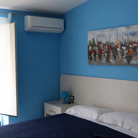 Granny House Bed & Breakfast 3*